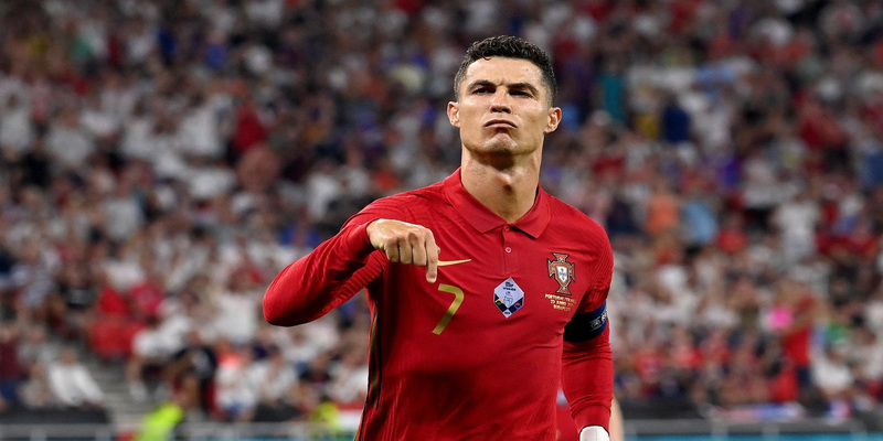 Cầu thủ Ronaldo sinh năm bao nhiêu - huyền thoại bóng đá đầy tiềm năng